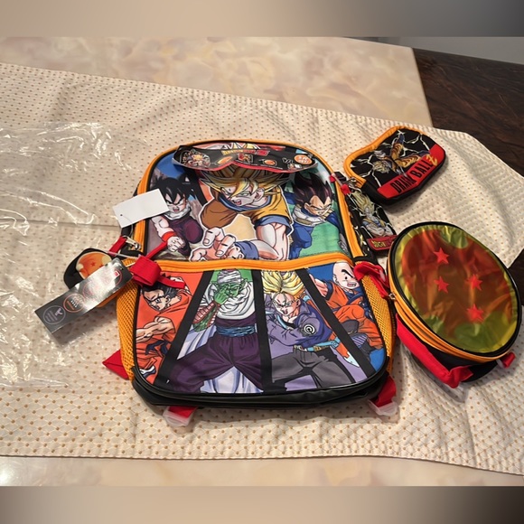 🌹Host Pick🌹Dragon Ball Kids 17” Backpack Set - Picture 9 of 15